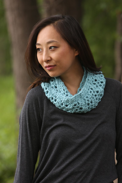 Fall for Blue Infinity Scarf - I Like Crochet