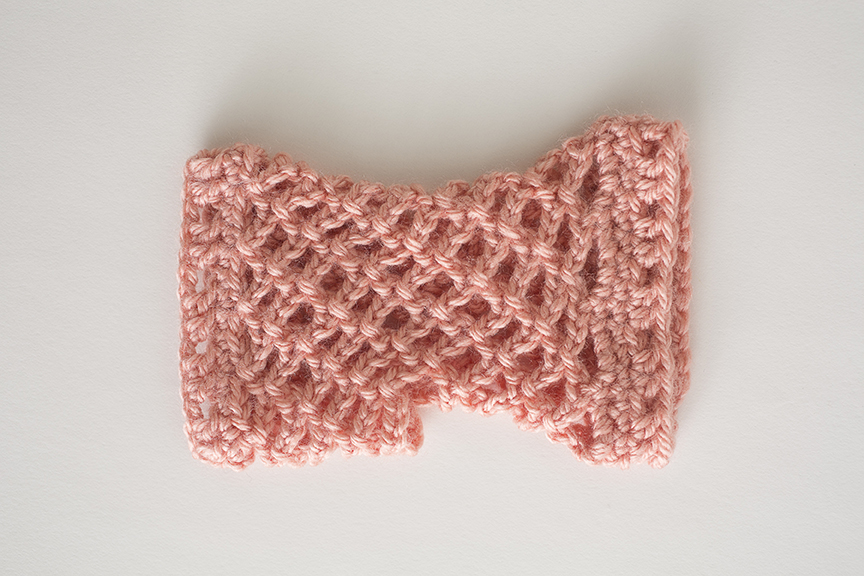 Dusty Rose Fingerless Mitts - I Like Crochet