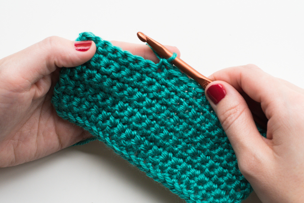 Work until your pattern calls for a dc-sc tog stitch. 