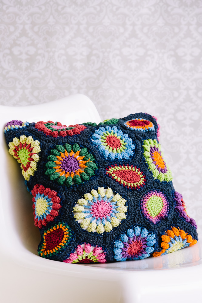 7 Granny Square Crochet Patterns You'll Love!  Crochet cushion cover,  Crochet pillow cover, Crochet cushion pattern
